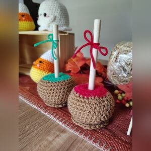 Handmade Red or Green Caramel Apples